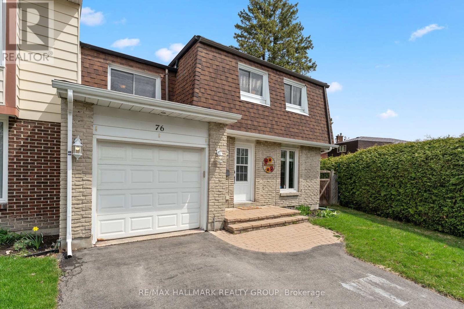 76 VALEWOOD CRESCENT, Ottawa, Ontario