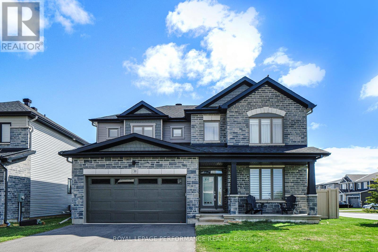 700 NAMUR STREET, Russell, Ontario