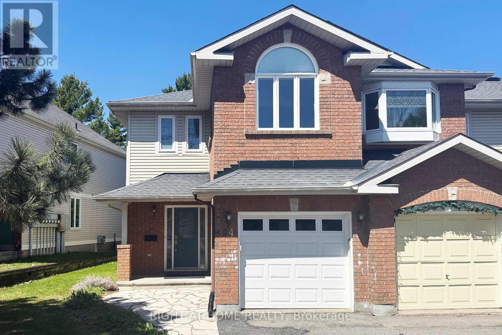 124 BLACKDOME CRESCENT, Ottawa, Ontario