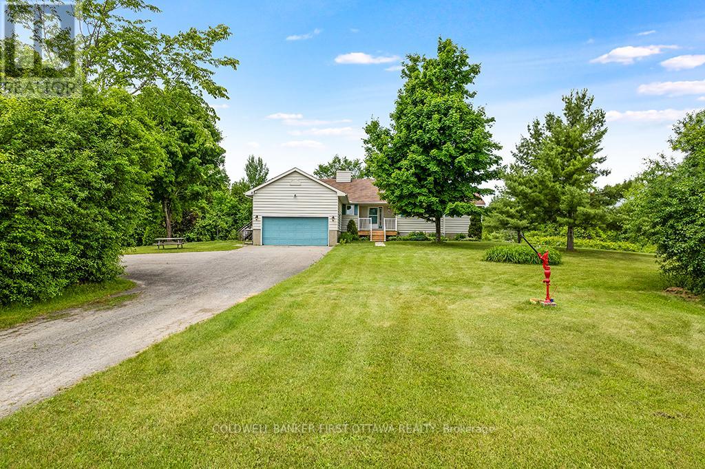 640 MCCONNELL ROAD, Montague, Ontario