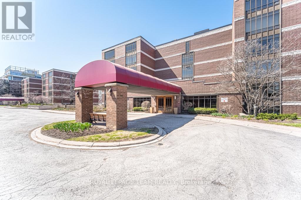 202 - 111 ECHO DRIVE, Ottawa, Ontario