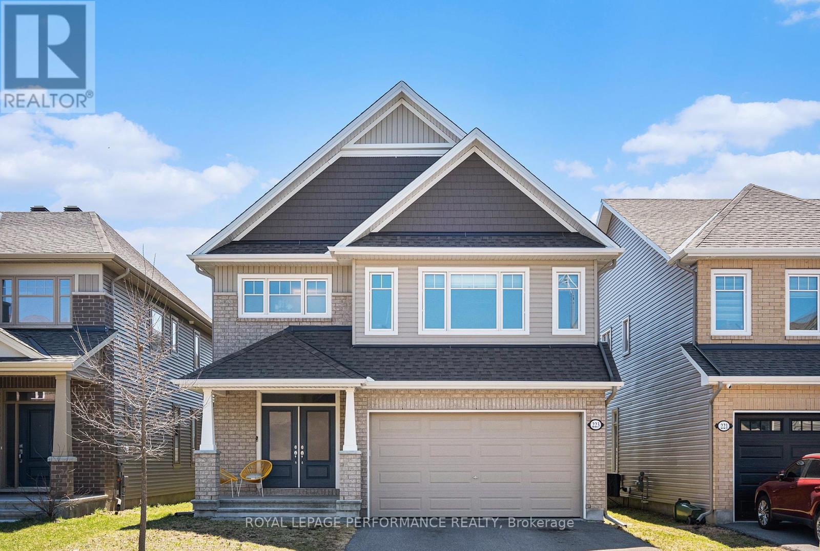 223 TROLLIUS WAY, Ottawa, Ontario