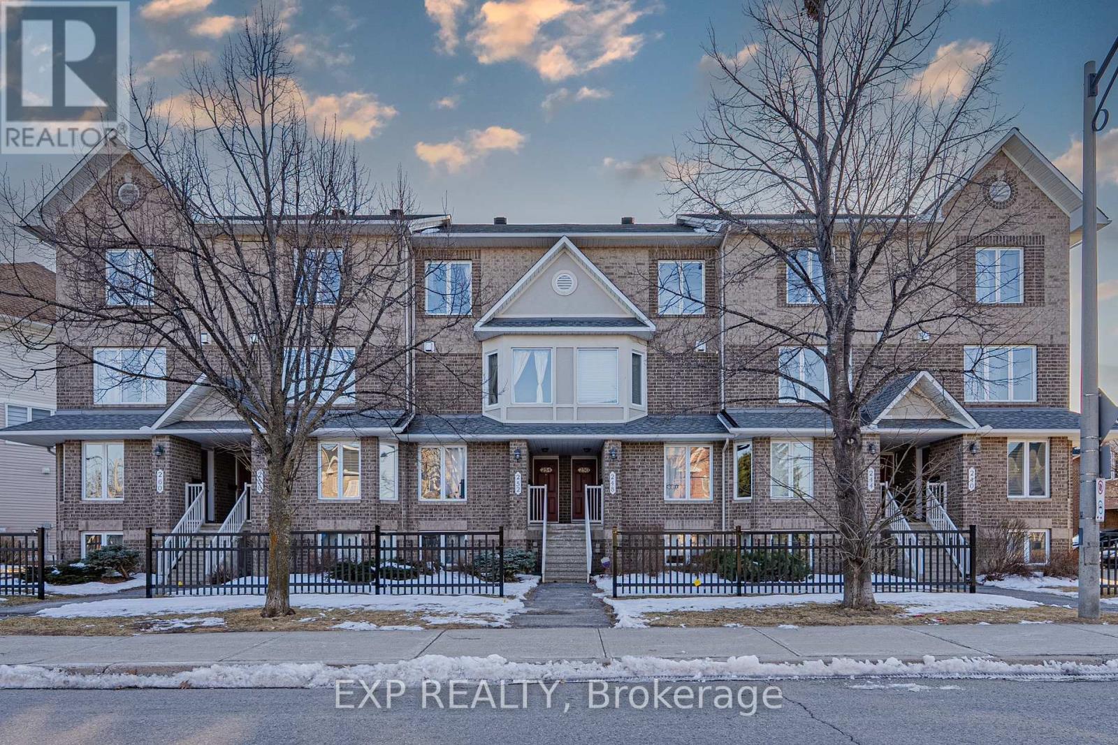 254 CRESTHAVEN DRIVE, Ottawa, Ontario