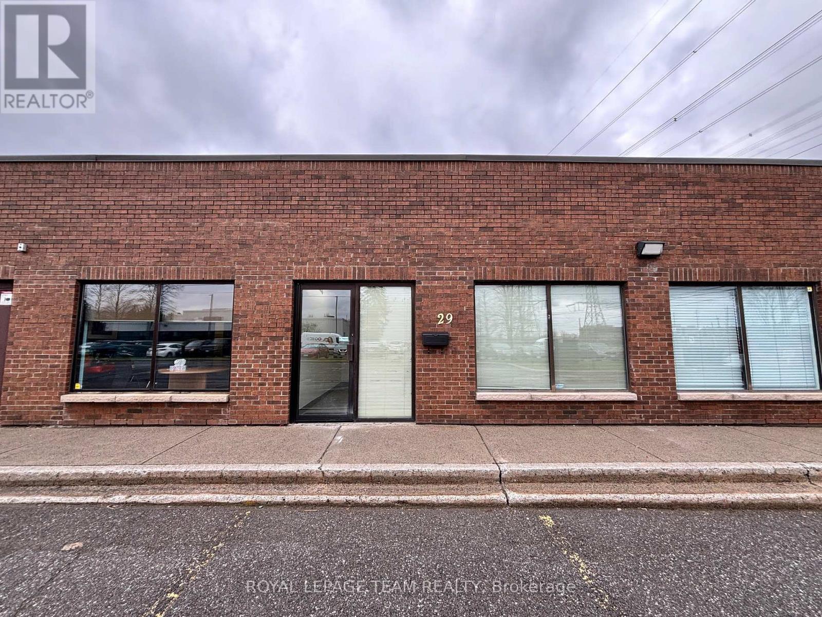 29 - 30 CONCOURSE GATE, Ottawa, Ontario