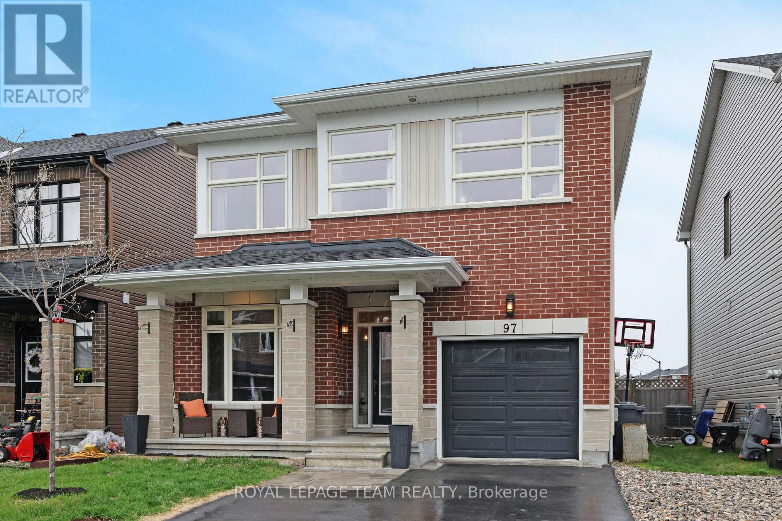 97 HURDIS WAY, Carleton Place, Ontario