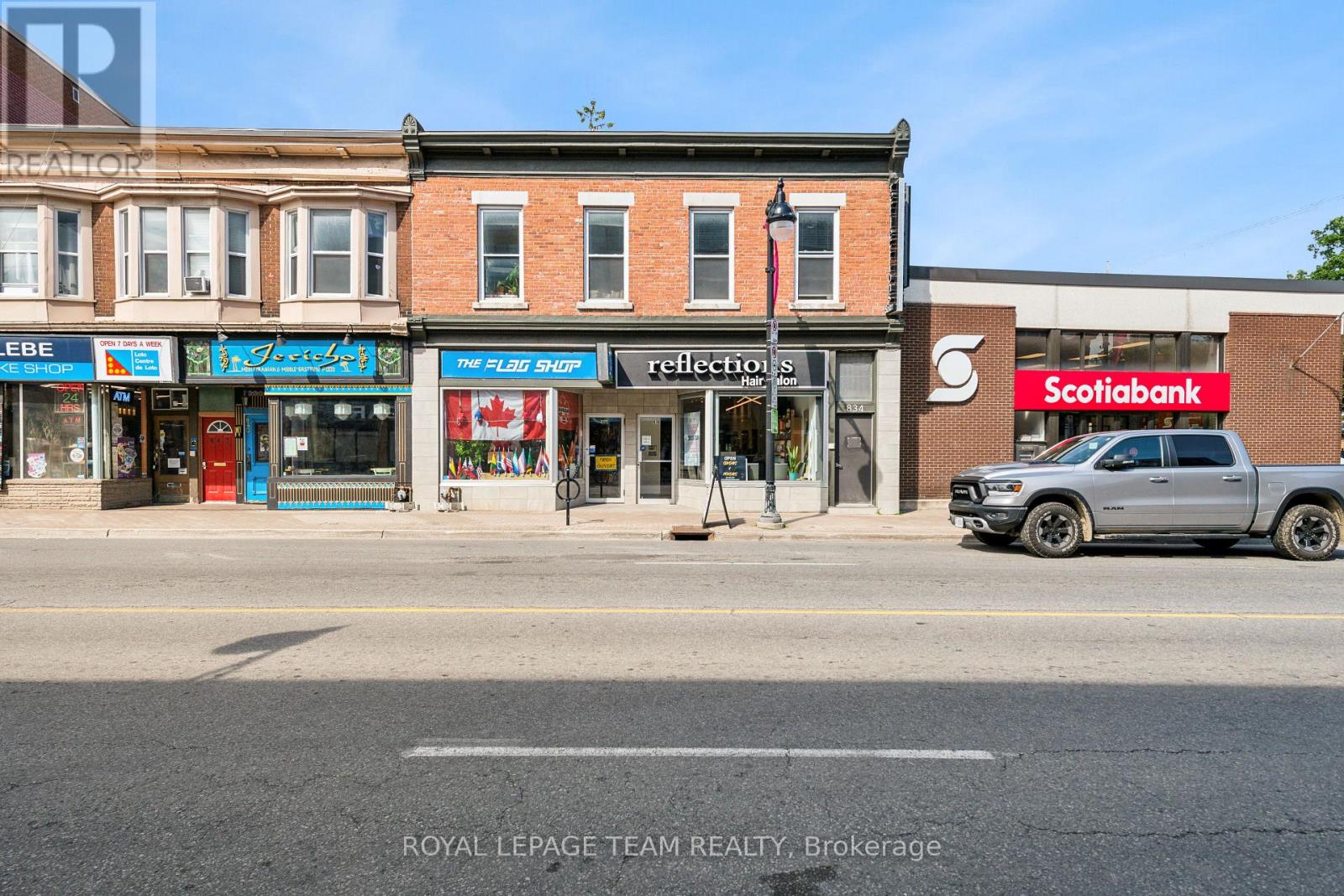 838 BANK STREET, Ottawa, Ontario