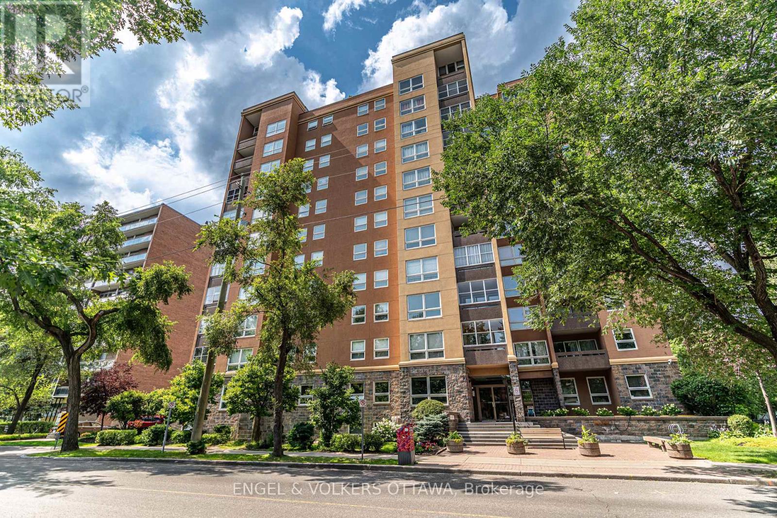 906 - 373 LAURIER AVENUE E, Ottawa, Ontario