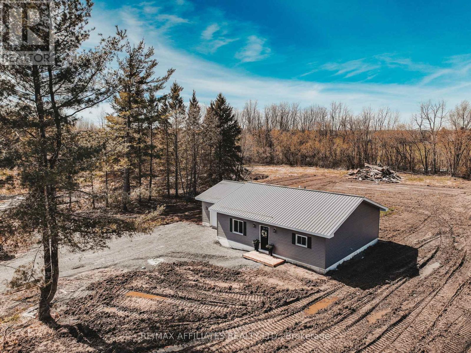 10379 HANESVILLE ROAD, South Dundas, Ontario