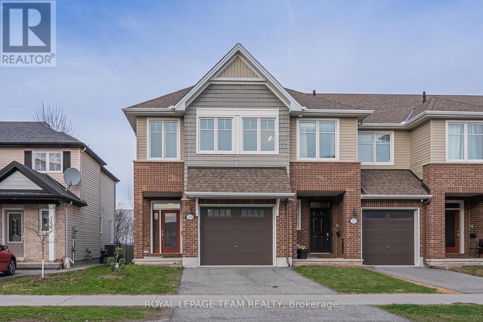 768 CEDAR CREEK DRIVE, Ottawa, Ontario