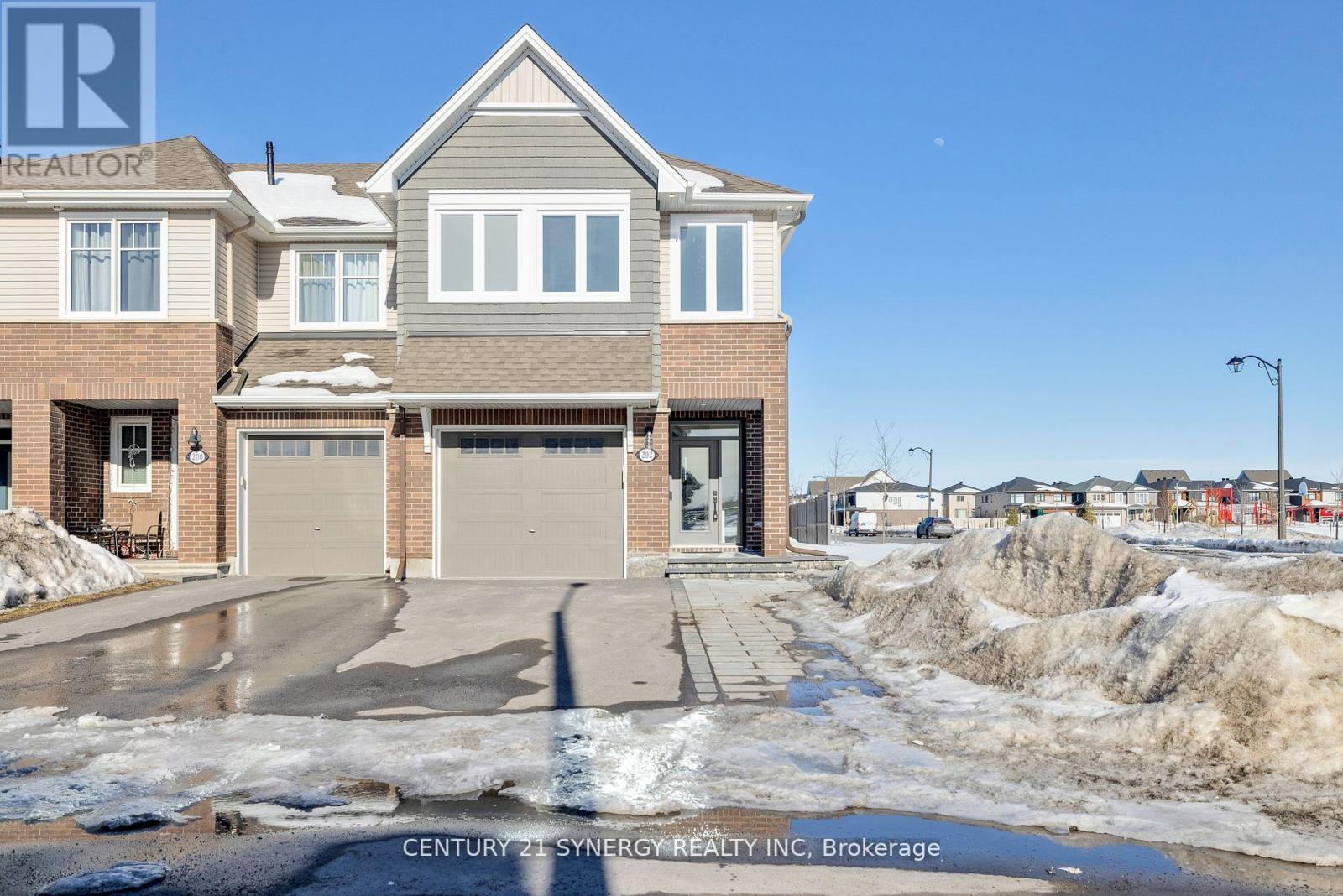 202 ANGELONIA CRESCENT, Ottawa, Ontario