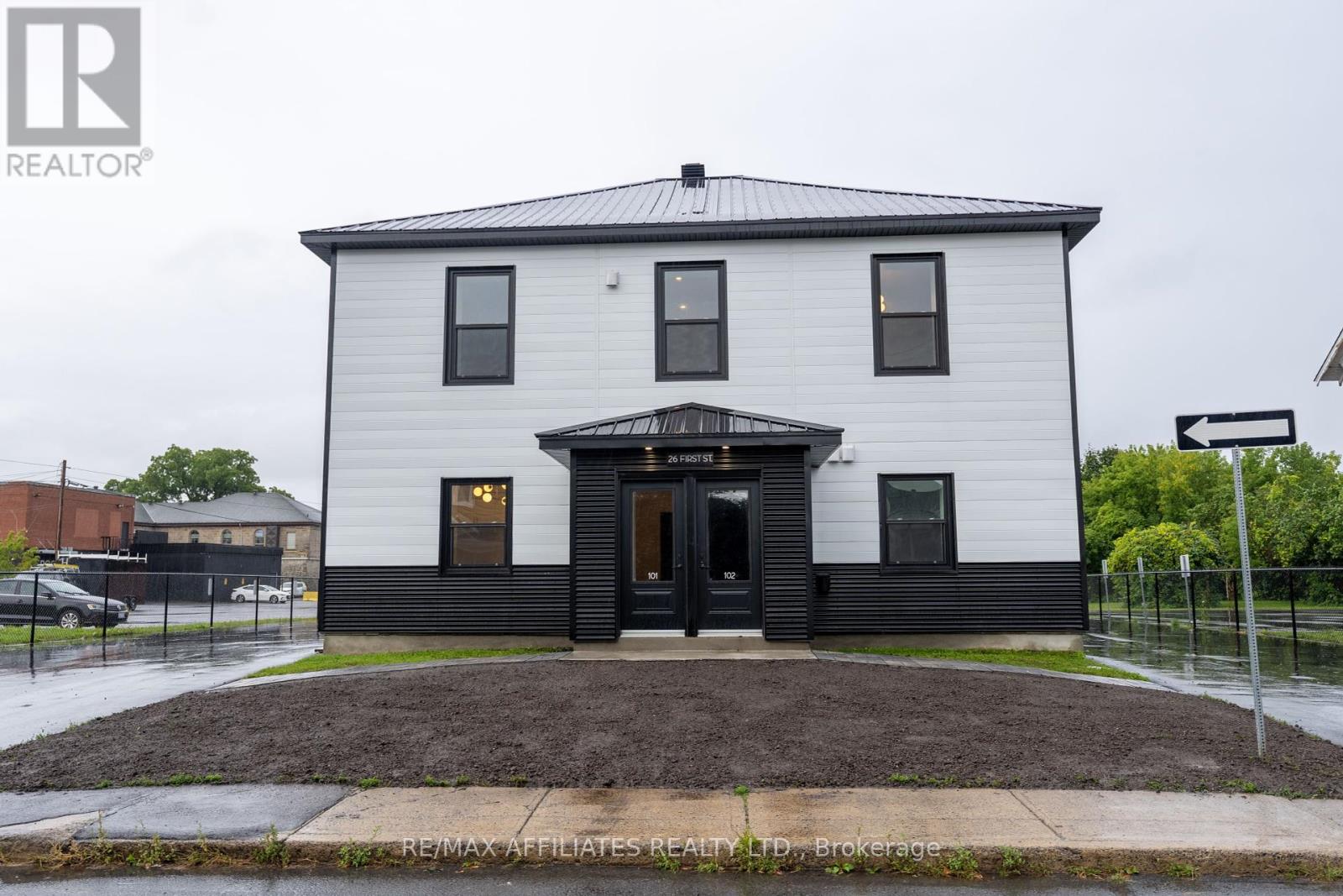 202 - 26 FIRST STREET W, Cornwall, Ontario