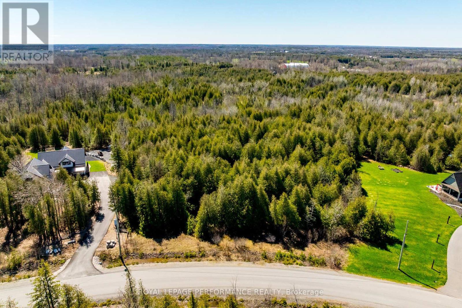 7940 IVESON DRIVE, Ottawa, Ontario