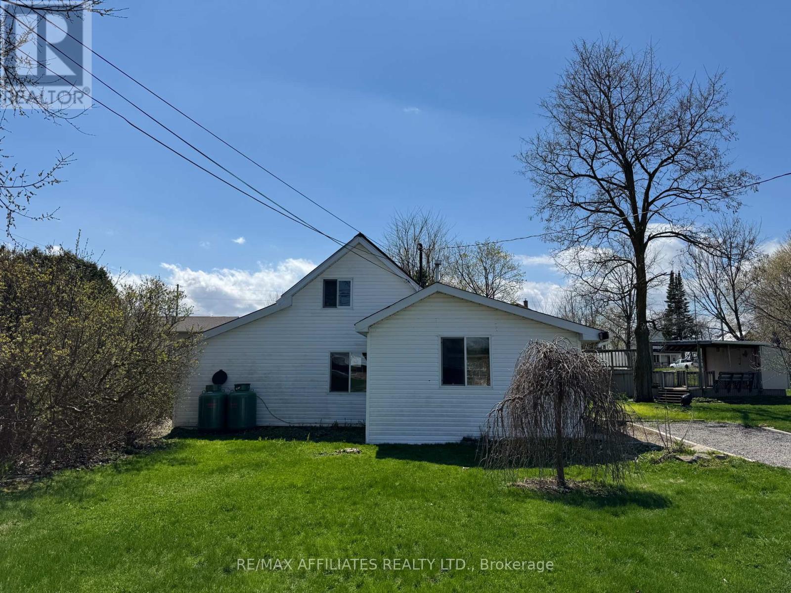 10 CHARLOTTE STREET, Montague, Ontario