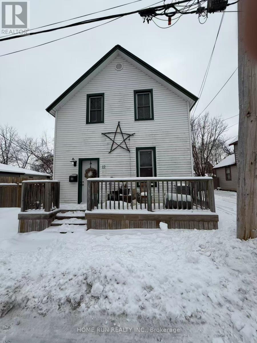 12 HERRIOTT STREET, Carleton Place, Ontario