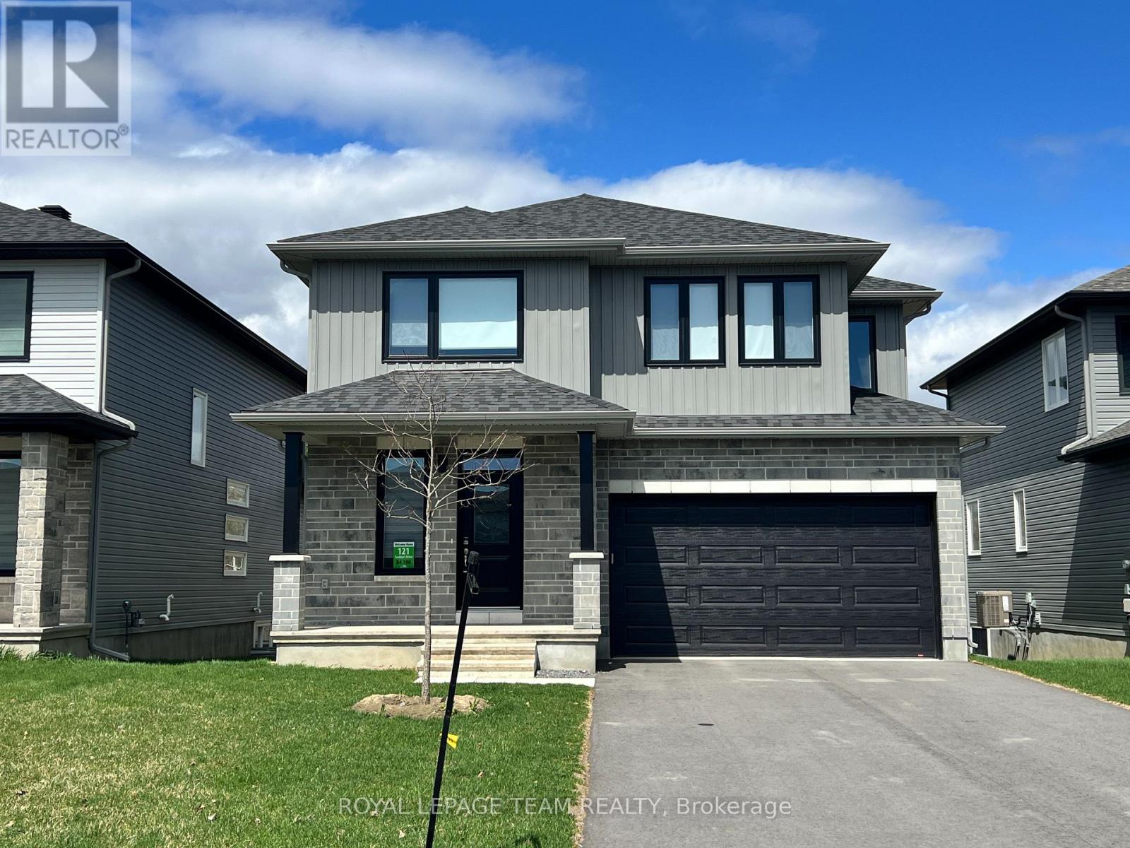 121 SEABERT DRIVE, Arnprior, Ontario