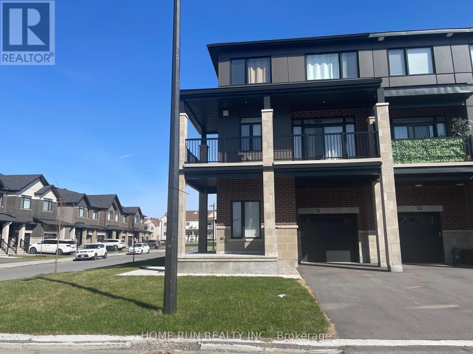 51 ARINTO PLACE, Ottawa, Ontario