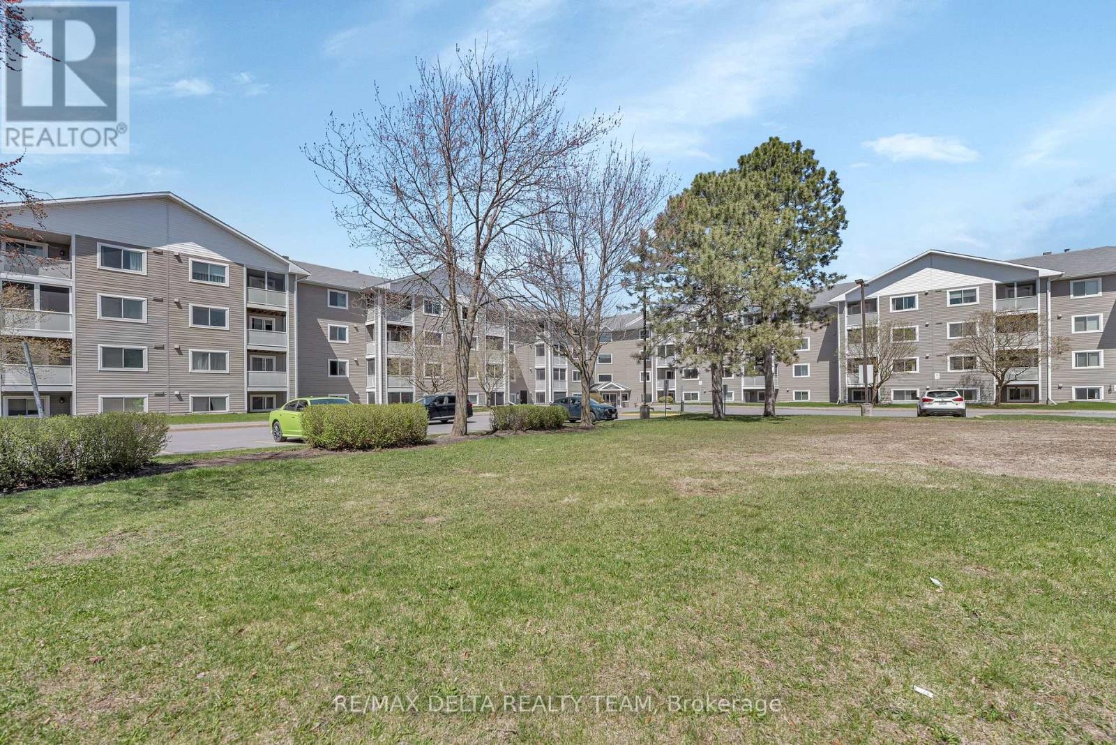 306 - 316 LORRY GREENBERG DRIVE, Ottawa, Ontario