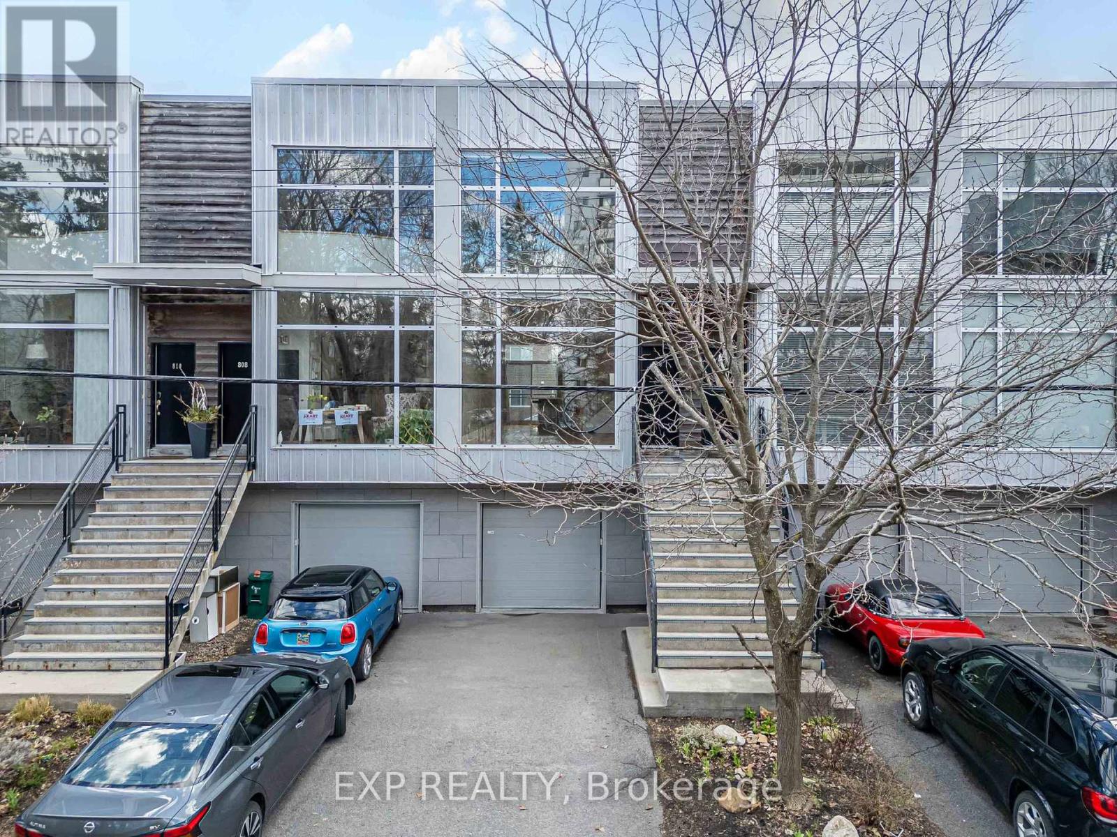 806 HIGH STREET, Ottawa, Ontario