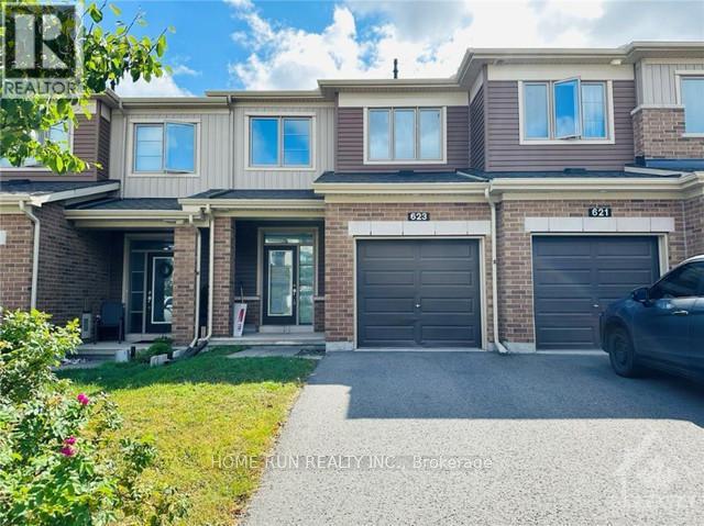 623 LAURALEAF CRESCENT, Ottawa, Ontario