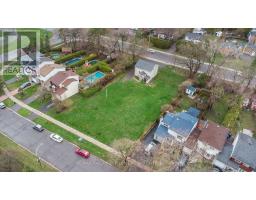 2446 INNES ROAD, Ottawa, Ontario