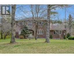 111 HUNTLEY MANOR DRIVE, Ottawa, Ontario