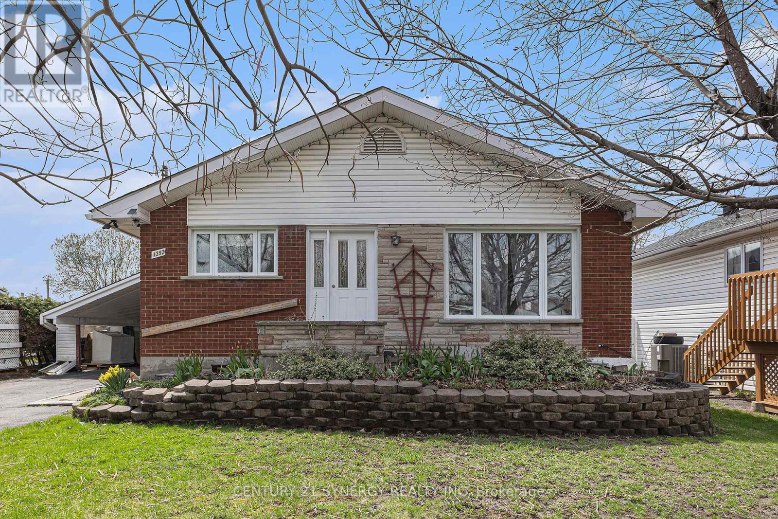 1392 AURELE STREET, Ottawa, Ontario