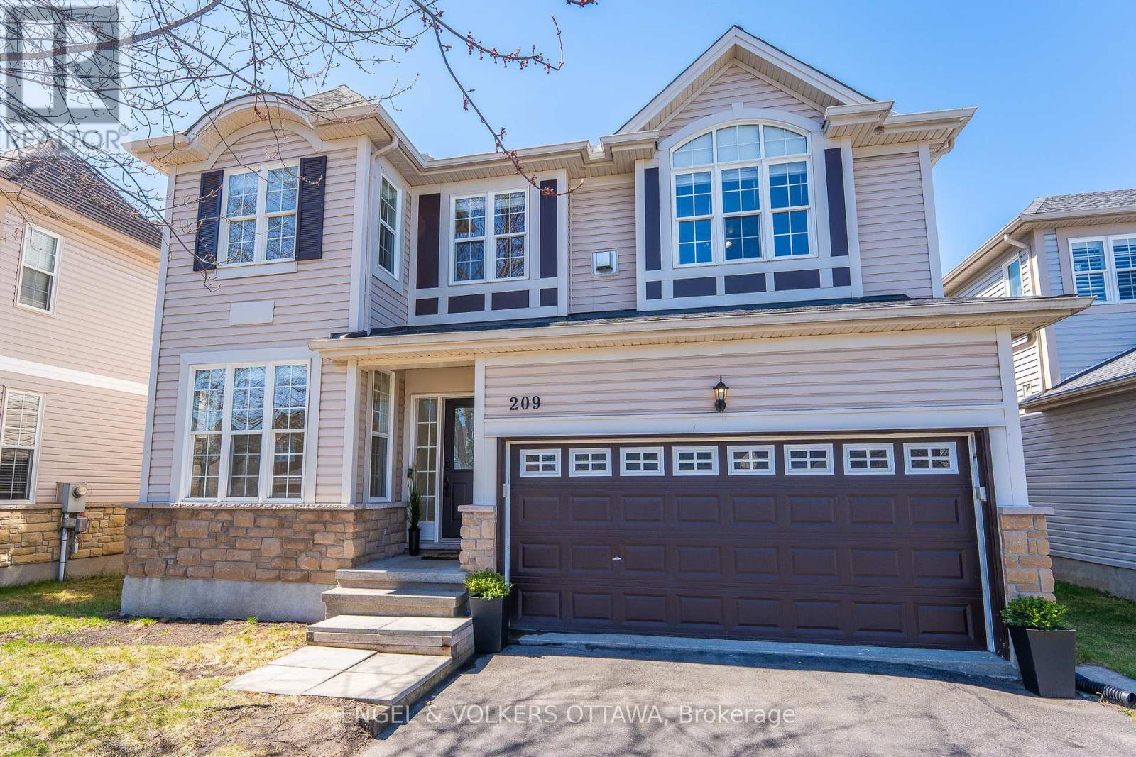 209 ALLGROVE WAY, Ottawa, Ontario