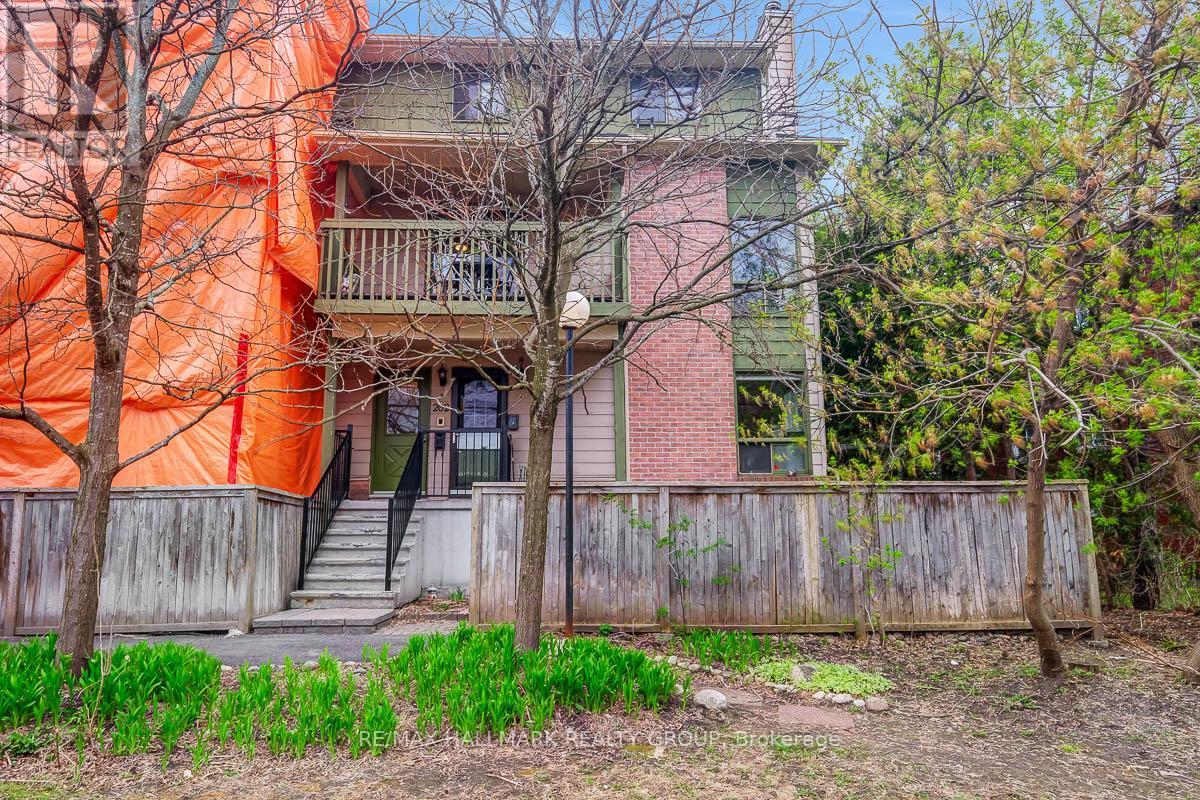 262B PRESLAND ROAD, Ottawa, Ontario