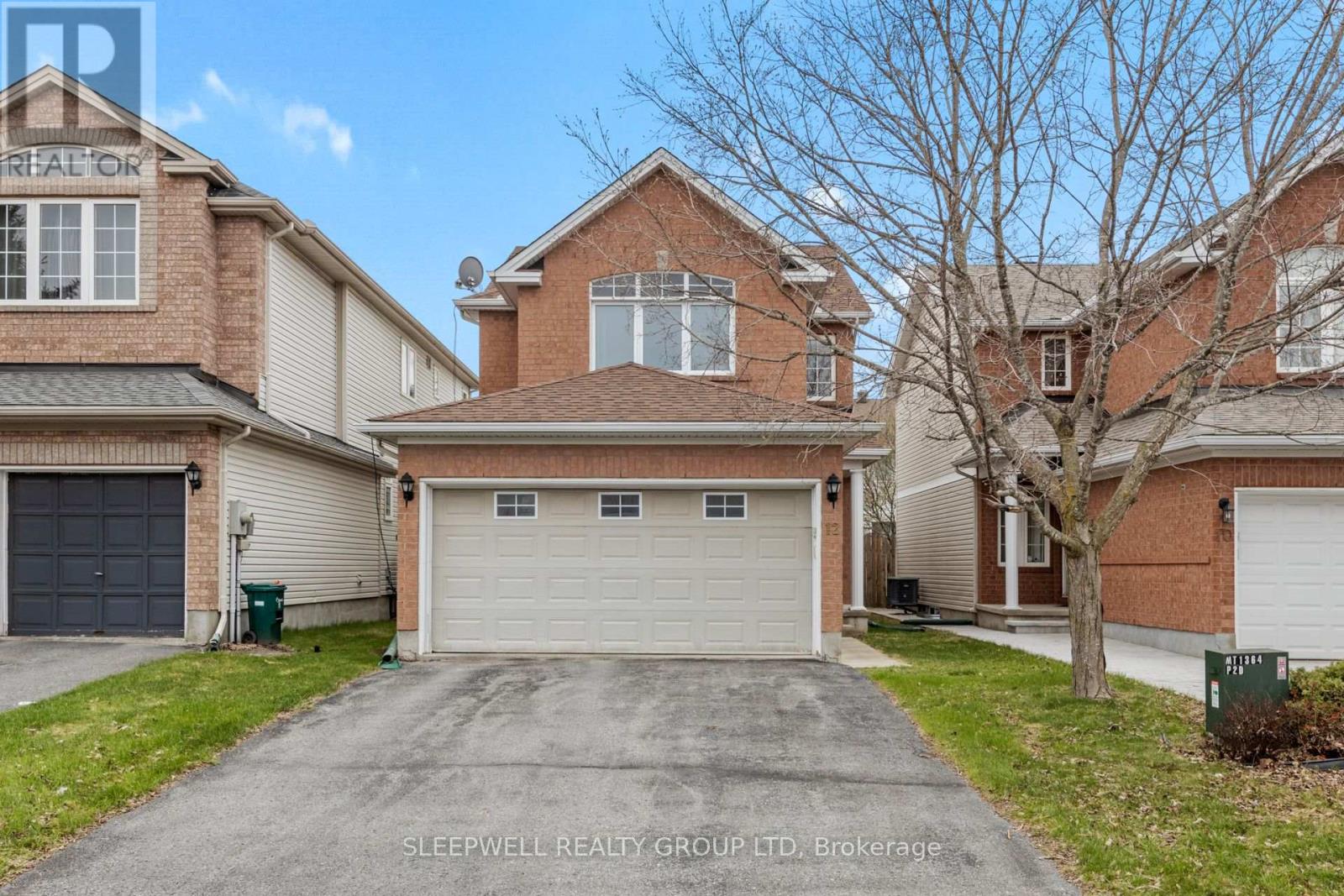 12 CEDAR PARK STREET, Ottawa, Ontario