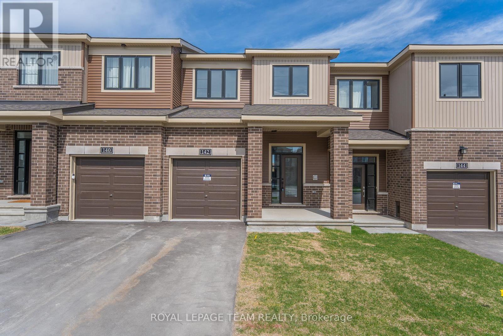 142 INVENTION BOULEVARD, Ottawa, Ontario