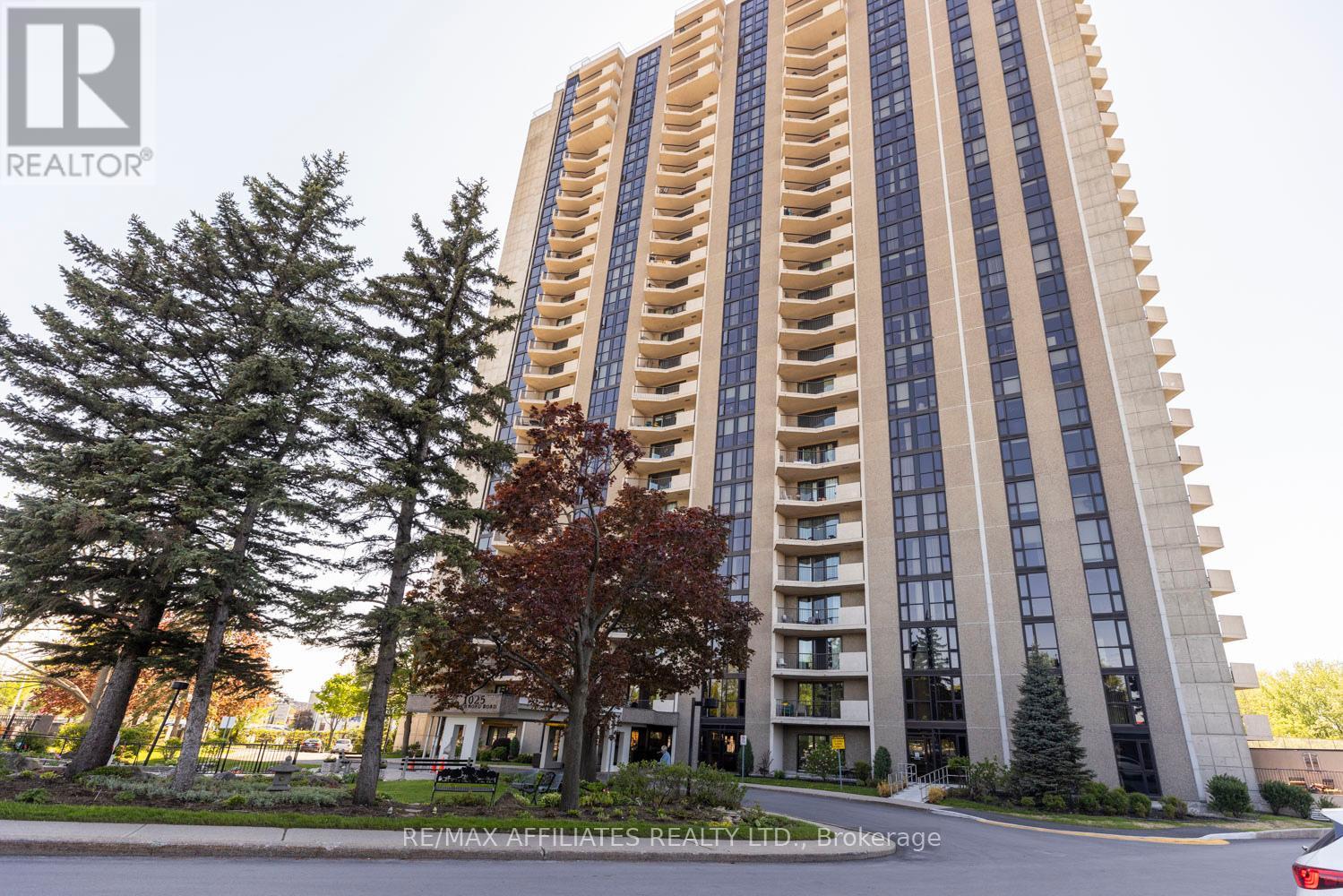 2305-1025 RICHMOND ROAD, Ottawa, Ontario