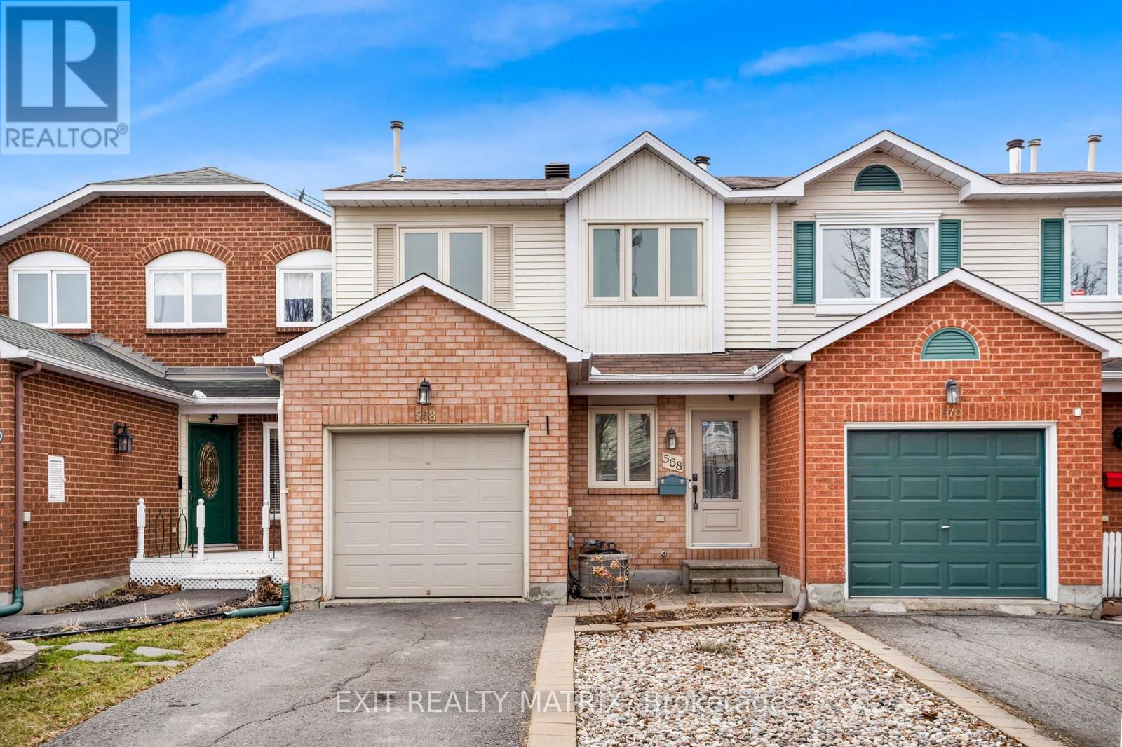 568 LATOUR CRESCENT, Ottawa, Ontario