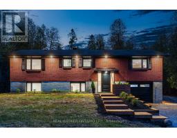 833 BEAVERTAIL ROAD, Ottawa, Ontario