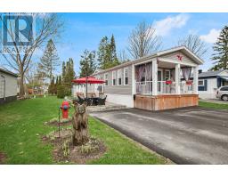 5 MAPLEWOOD STREET, Beckwith, Ontario
