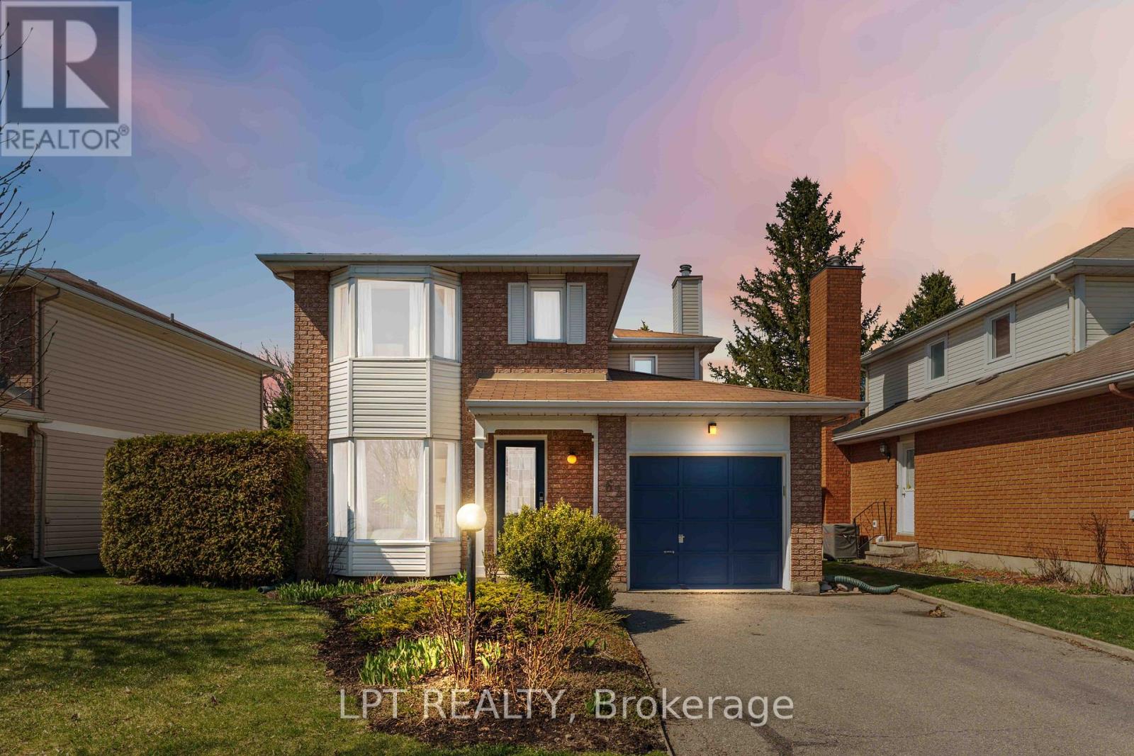 62 TARTAN DRIVE, Ottawa, Ontario