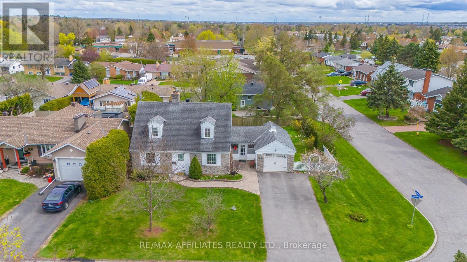 188 BANNING ROAD, Ottawa, Ontario
