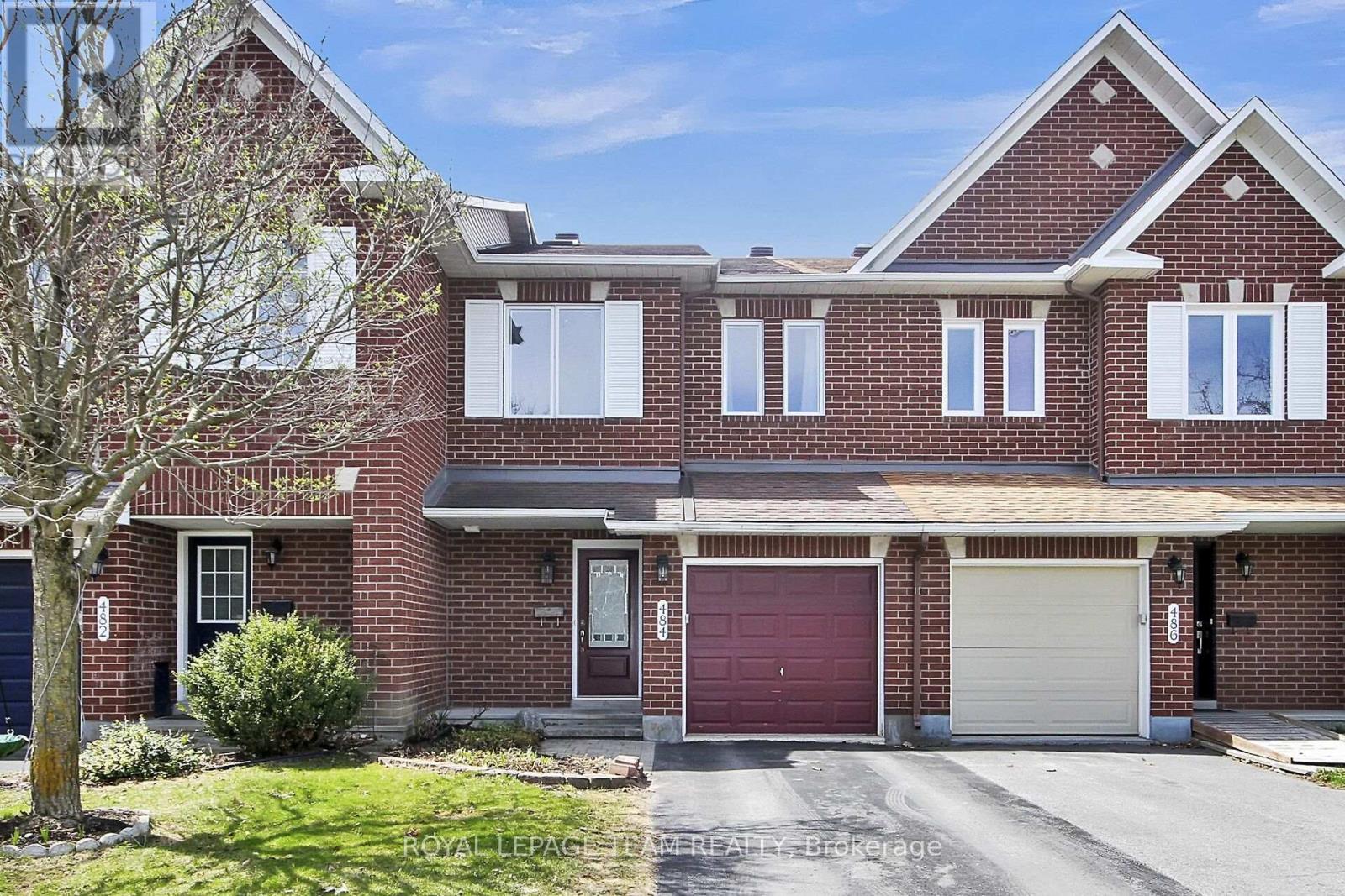 484 MEADOWBREEZE DRIVE, Ottawa, Ontario