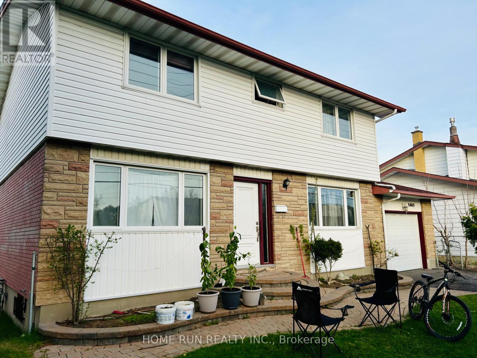 1441 FISHER AVENUE, Ottawa, Ontario