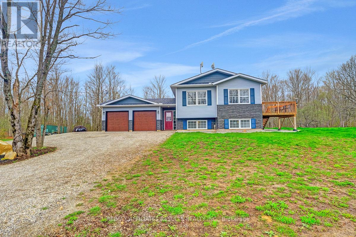 3183 ROSEDALE ROAD N, Montague, Ontario