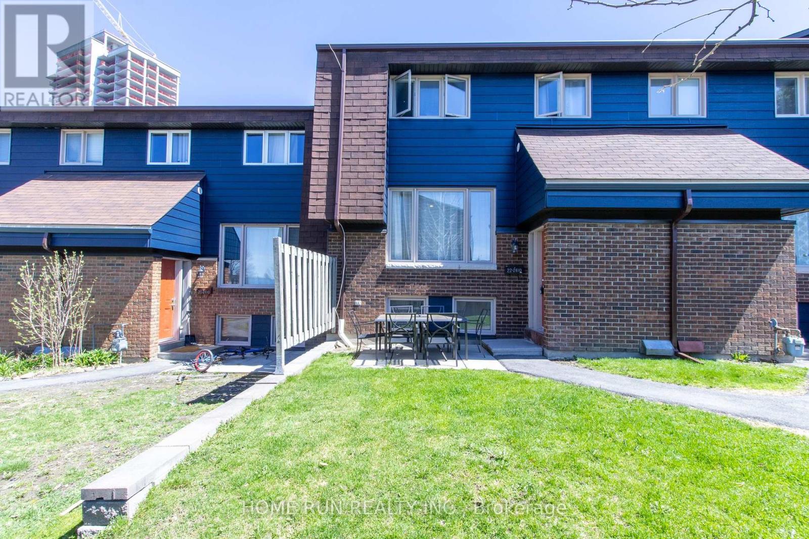 22 - 2610 DRAPER AVENUE, Ottawa, Ontario