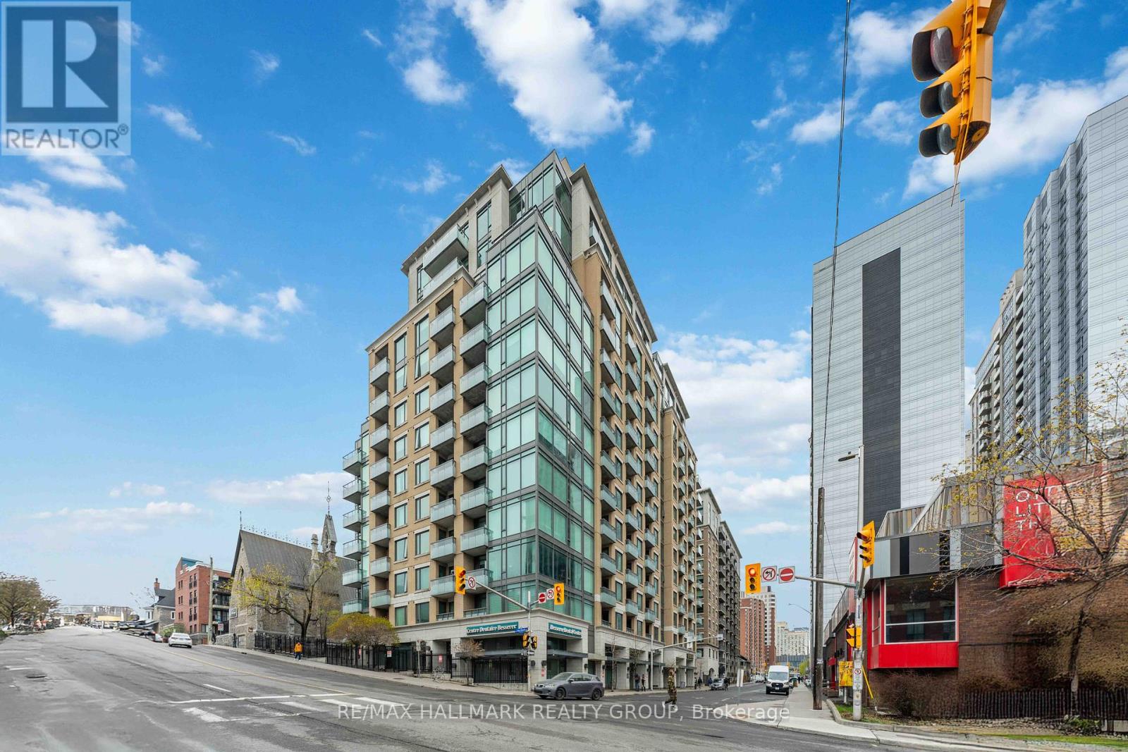 1408 - 238 BESSERER STREET, Ottawa, Ontario