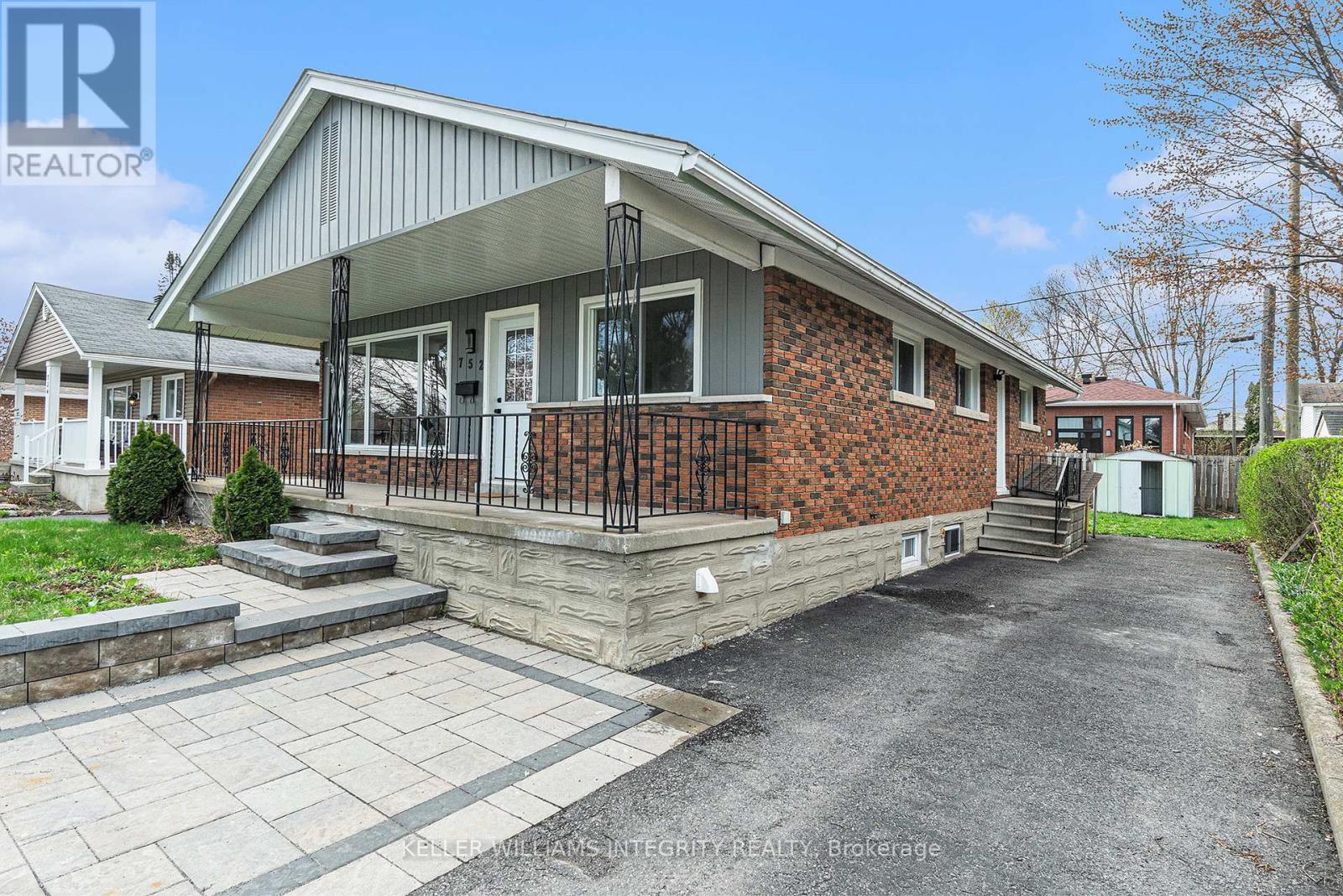 752 DICKENS AVENUE, Ottawa, Ontario