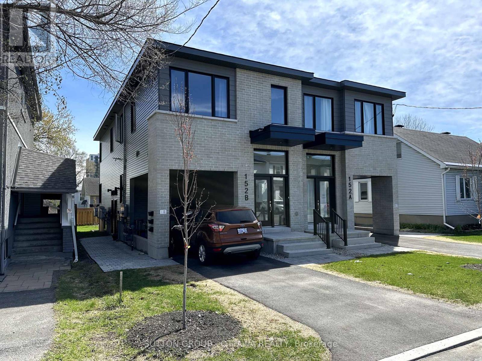152E COLUMBUS AVENUE, Ottawa, Ontario
