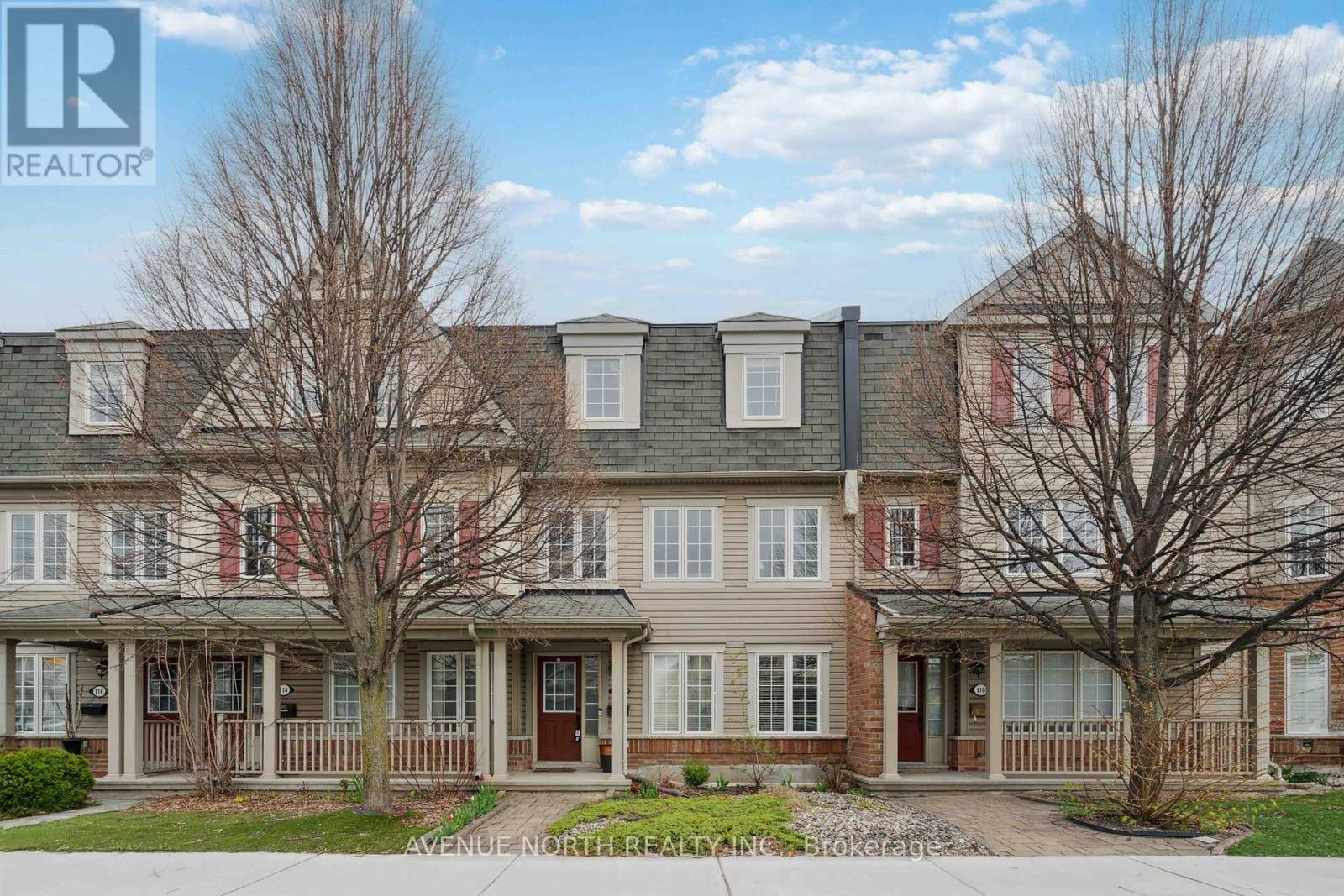 112 HUNTMAR DRIVE, Ottawa, Ontario
