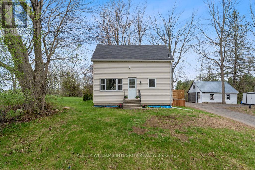 2875 DONNELLY DRIVE, Ottawa, Ontario