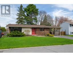 9 KEEWATIN CRESCENT, Ottawa, Ontario