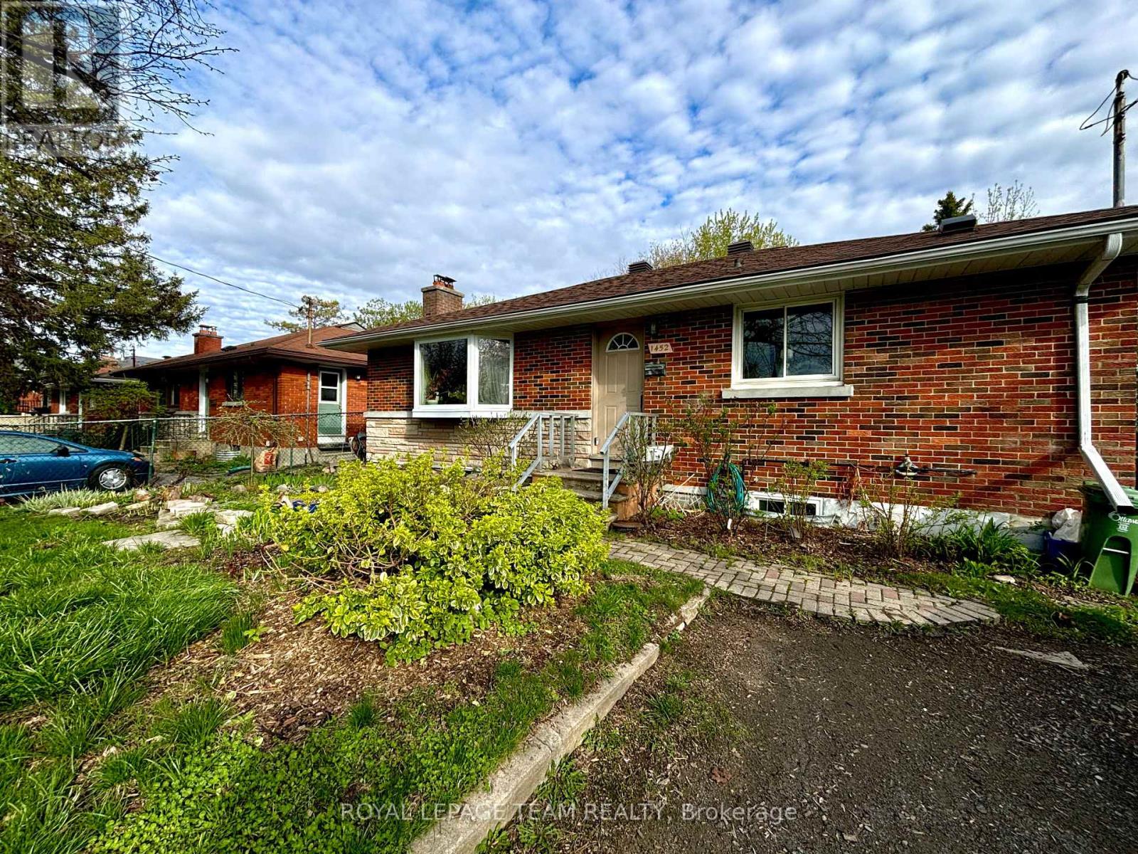 1452 CHATELAIN AVENUE, Ottawa, Ontario