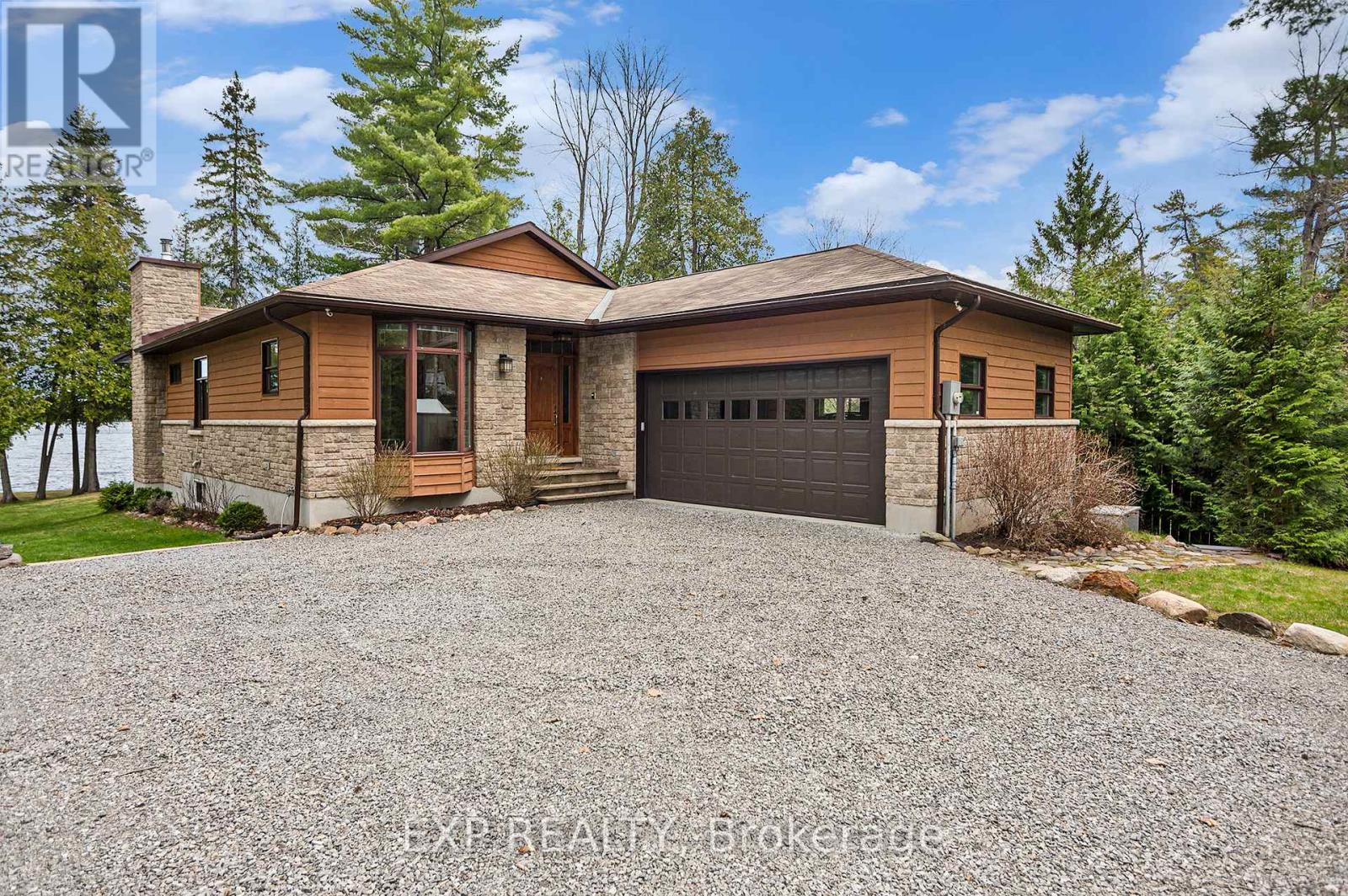 544 LAKESHORE ROAD, Lanark Highlands, Ontario