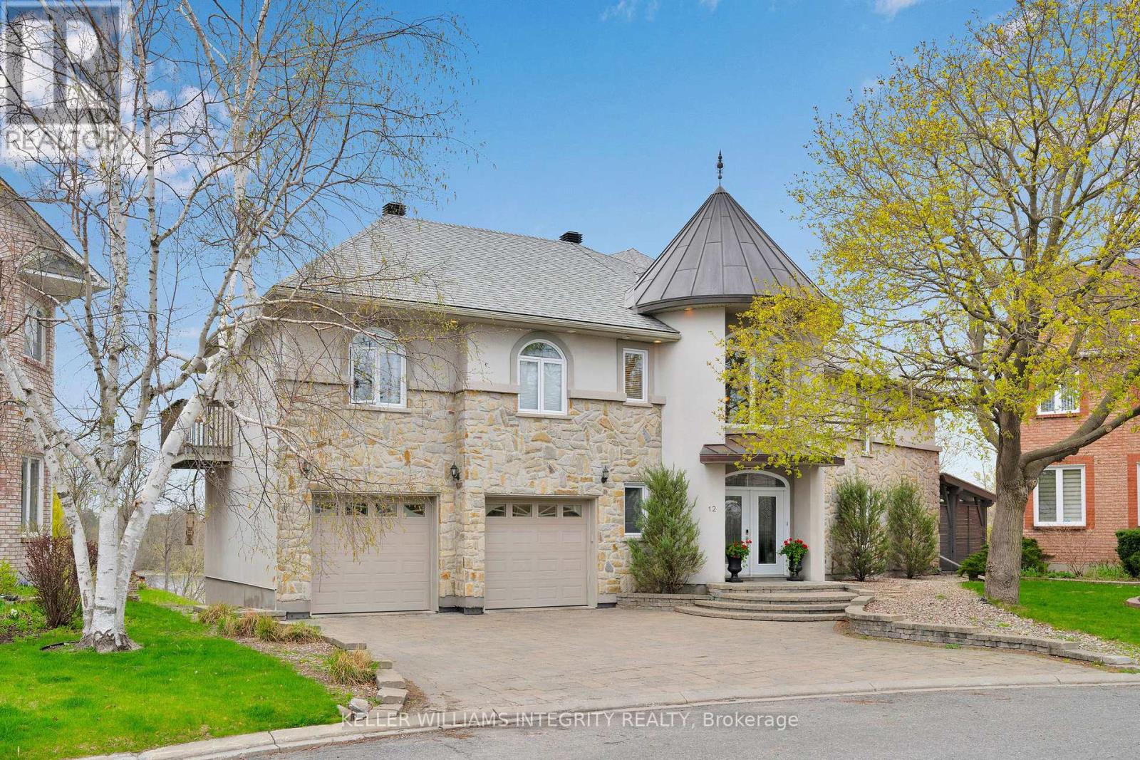 12 RIDEAU SHORE COURT, Ottawa, Ontario