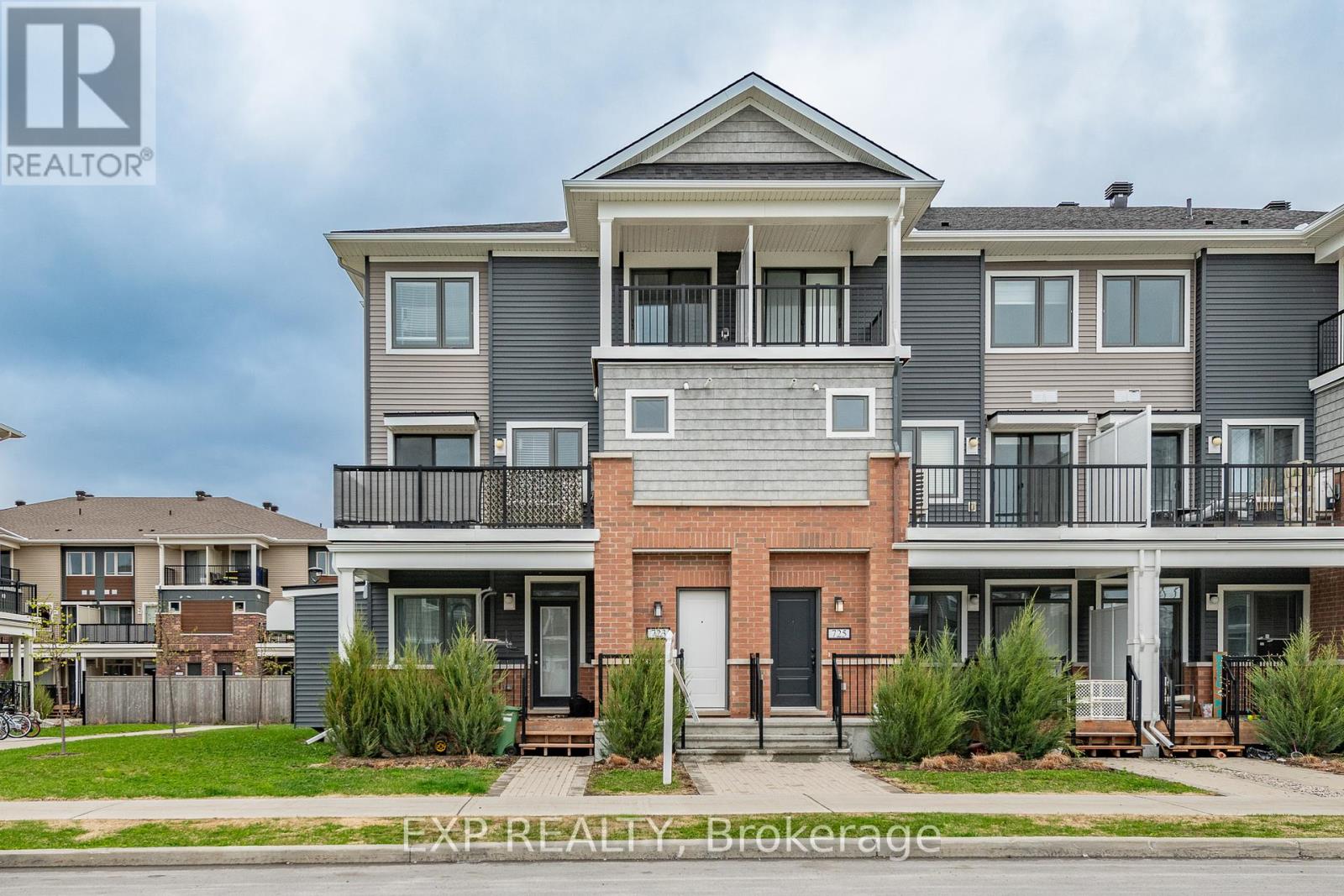 723 ROUNCEY ROAD, Ottawa, Ontario